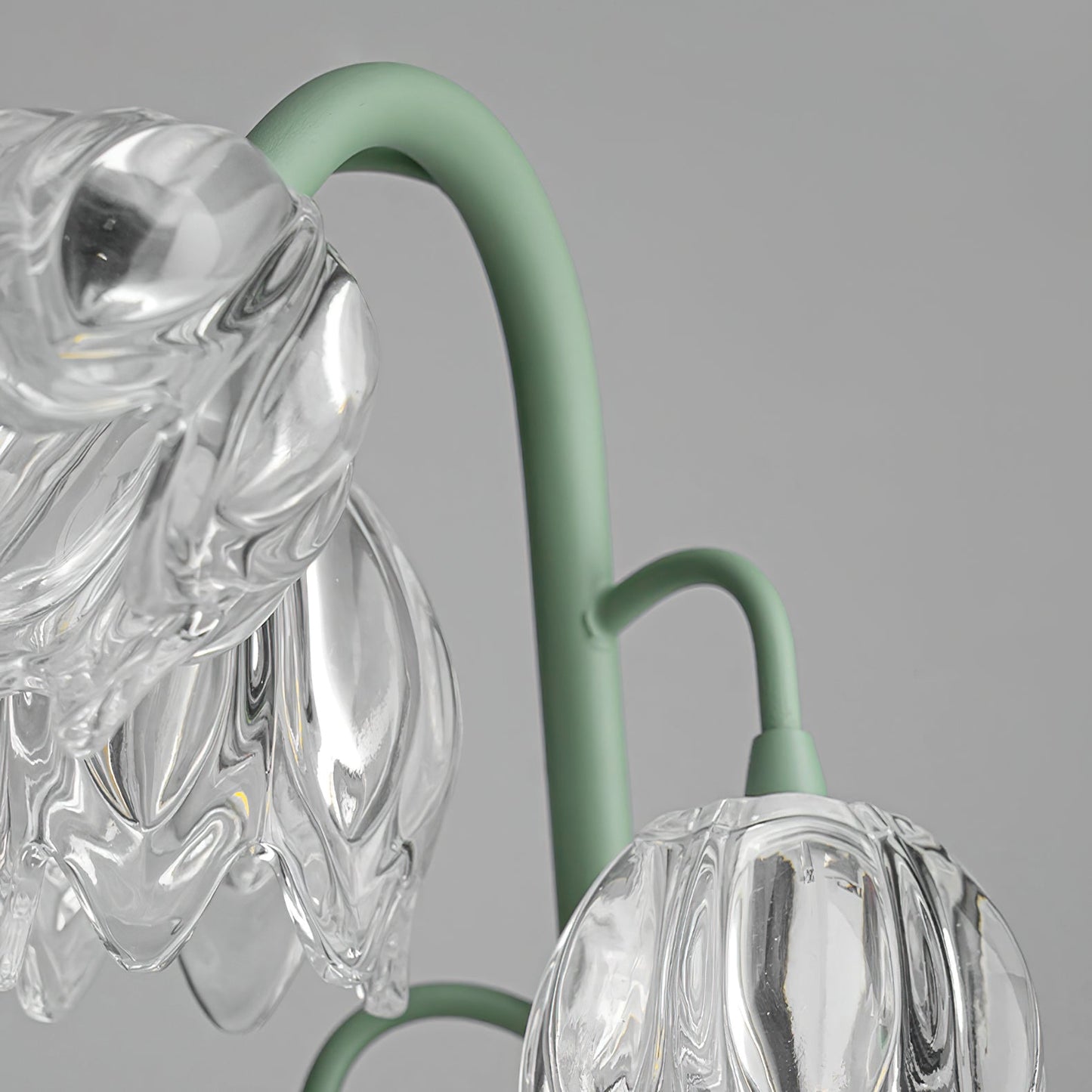 Lily-Inspired Crystal Blossom Table Lamp With Multi-Light Stem
