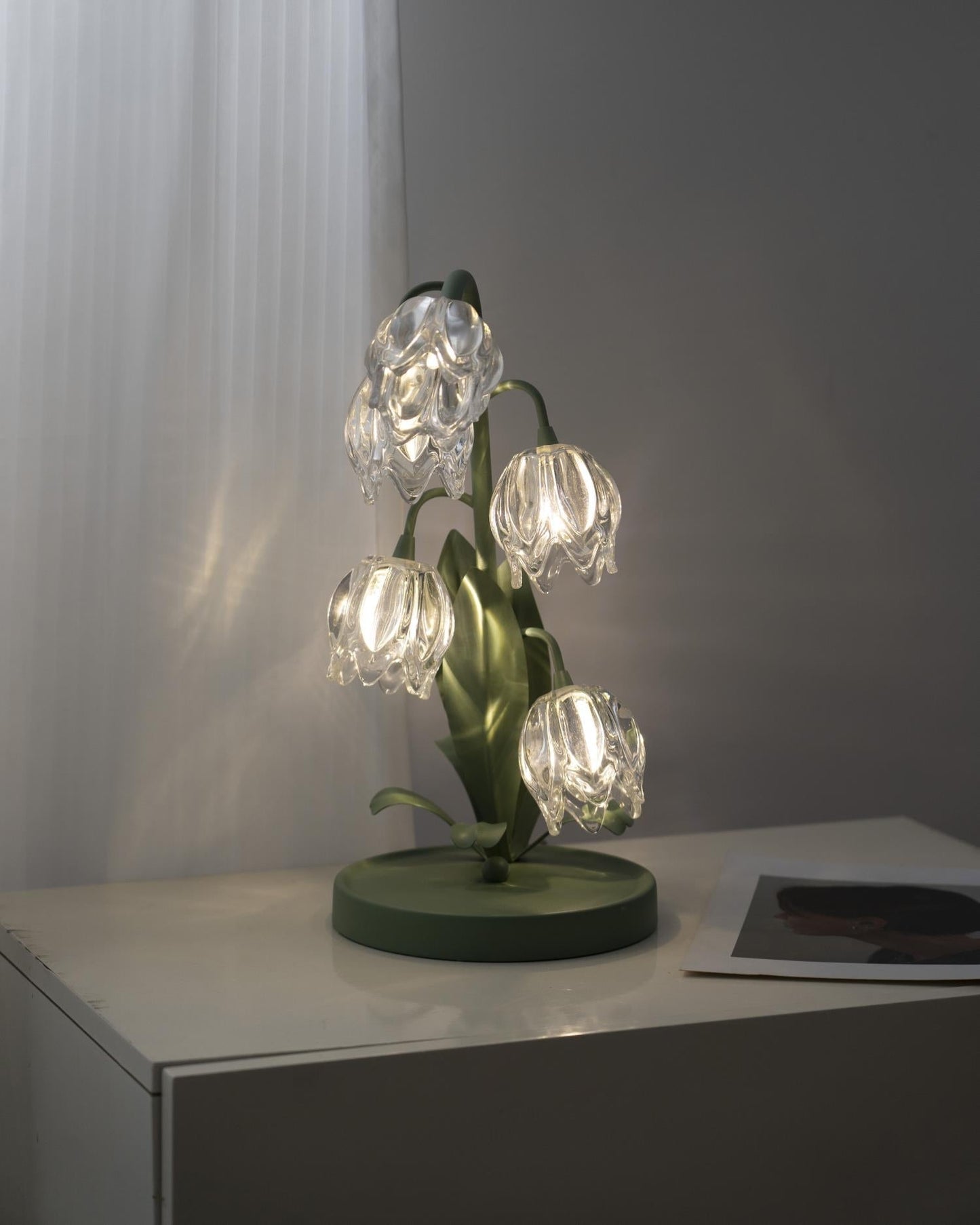 Lily-Inspired Crystal Blossom Table Lamp With Multi-Light Stem