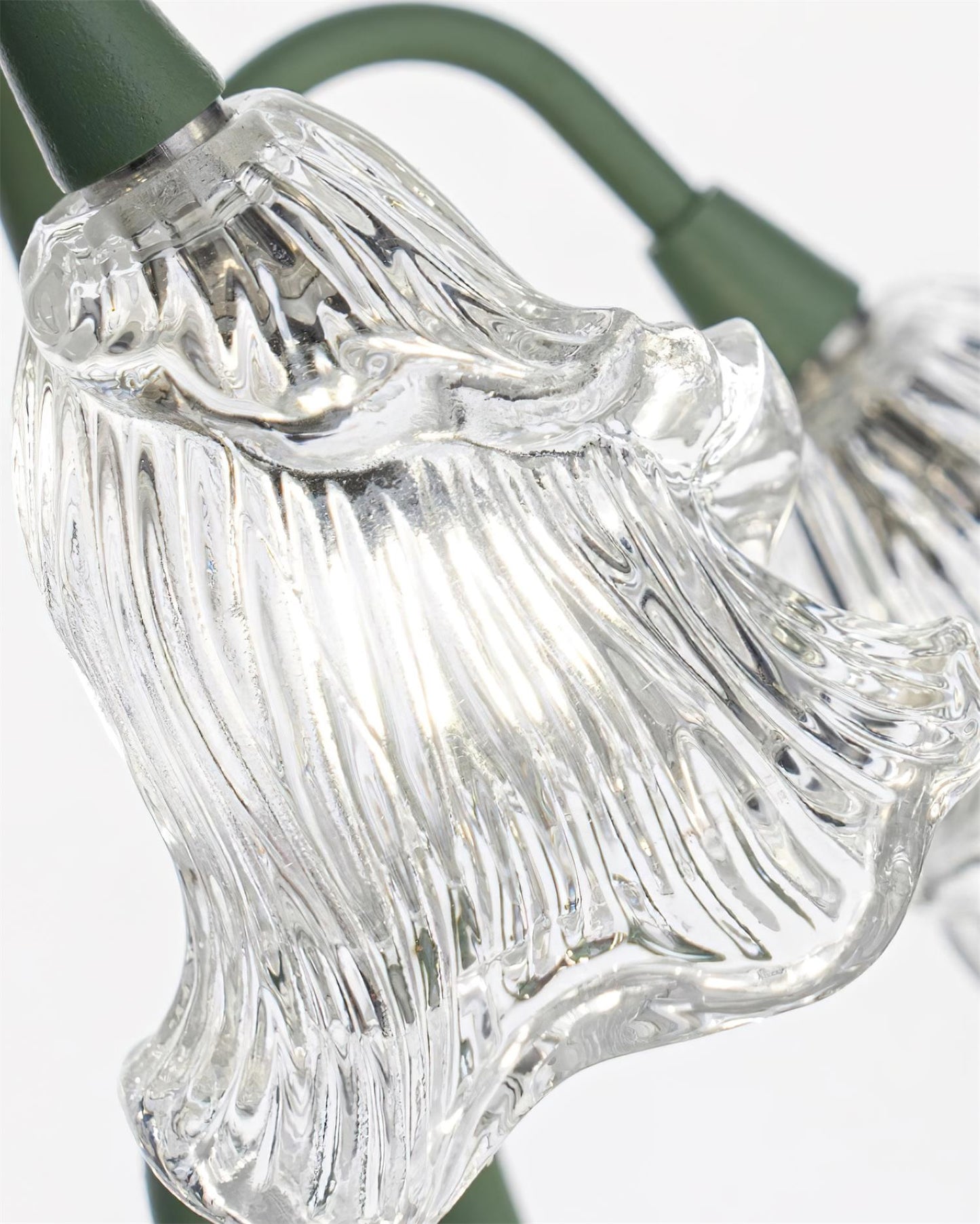 Lily-Inspired Crystal Blossom Table Lamp With Multi-Light Stem