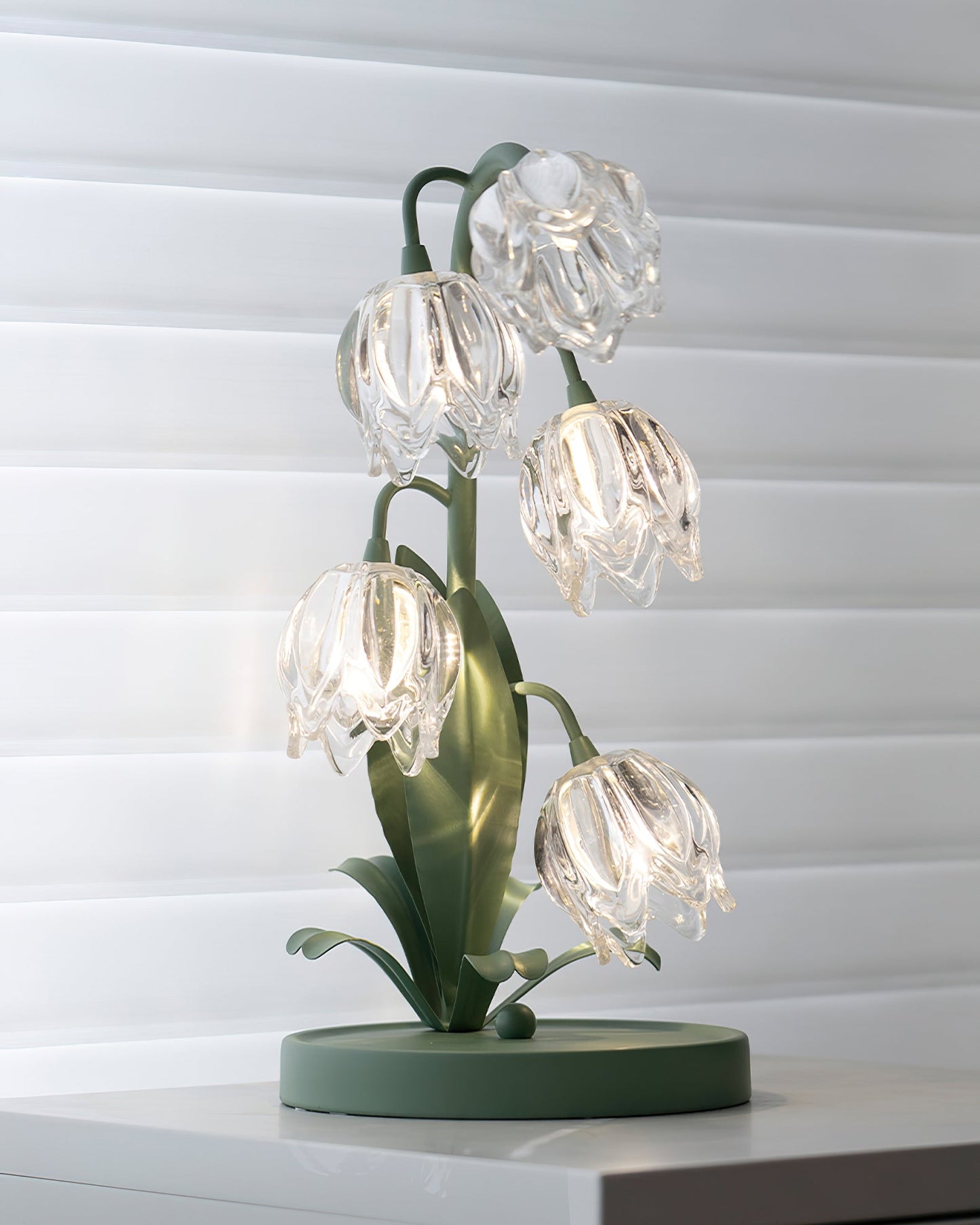 Lily-Inspired Crystal Blossom Table Lamp With Multi-Light Stem