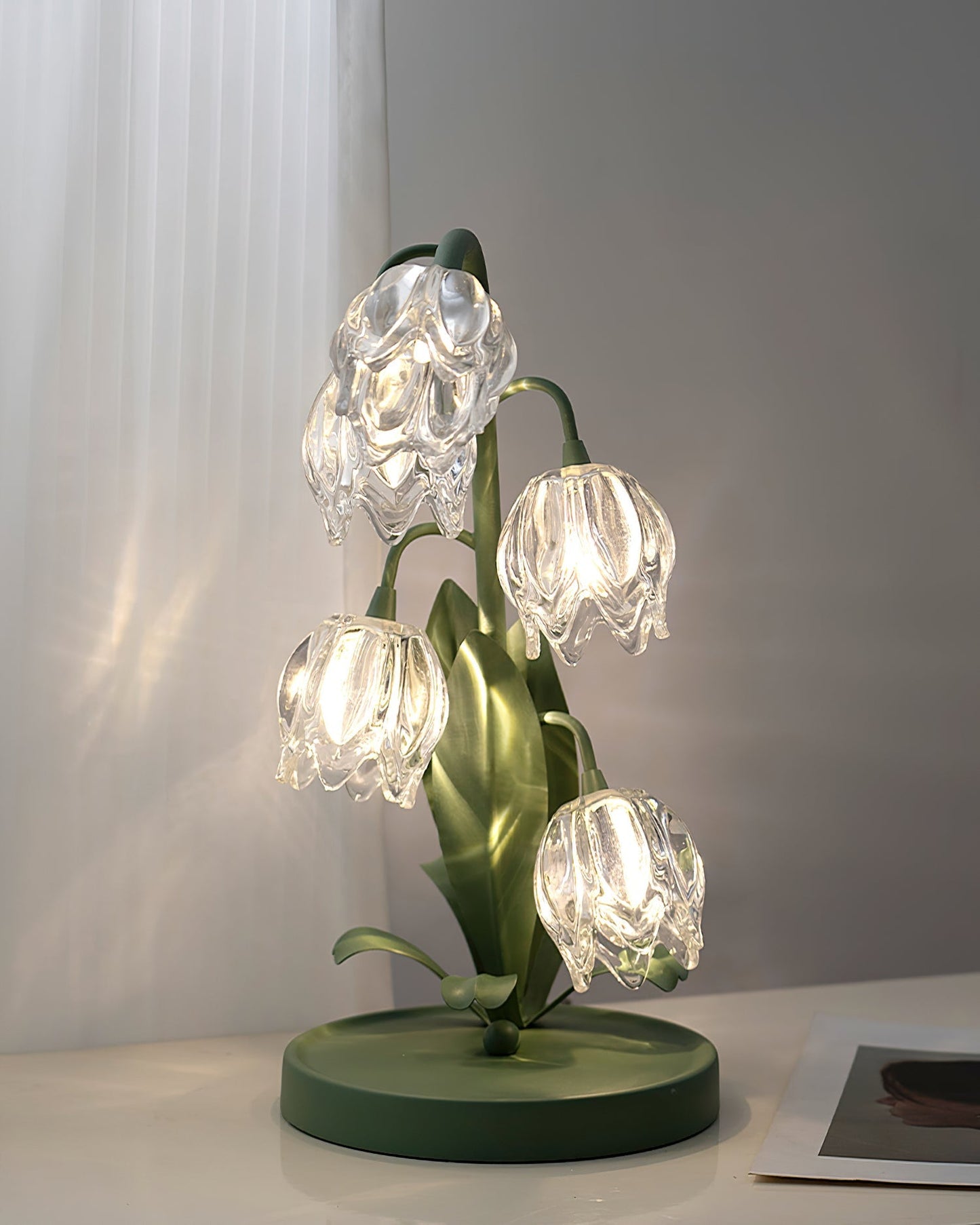 Lily-Inspired Crystal Blossom Table Lamp With Multi-Light Stem