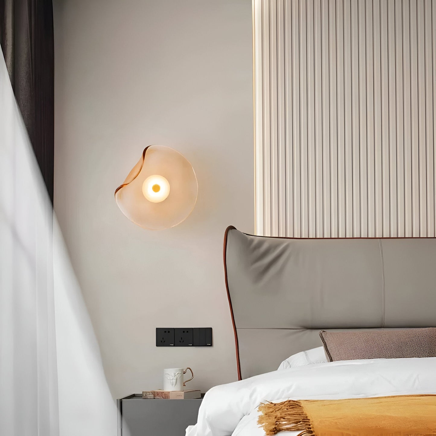 Nordic Curved Glass Wall Light LED Light With Sculpted Glass Shade