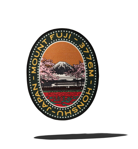 MEDALLION-SHAPED MOUNTAIN RUG: MOUNT FUJI