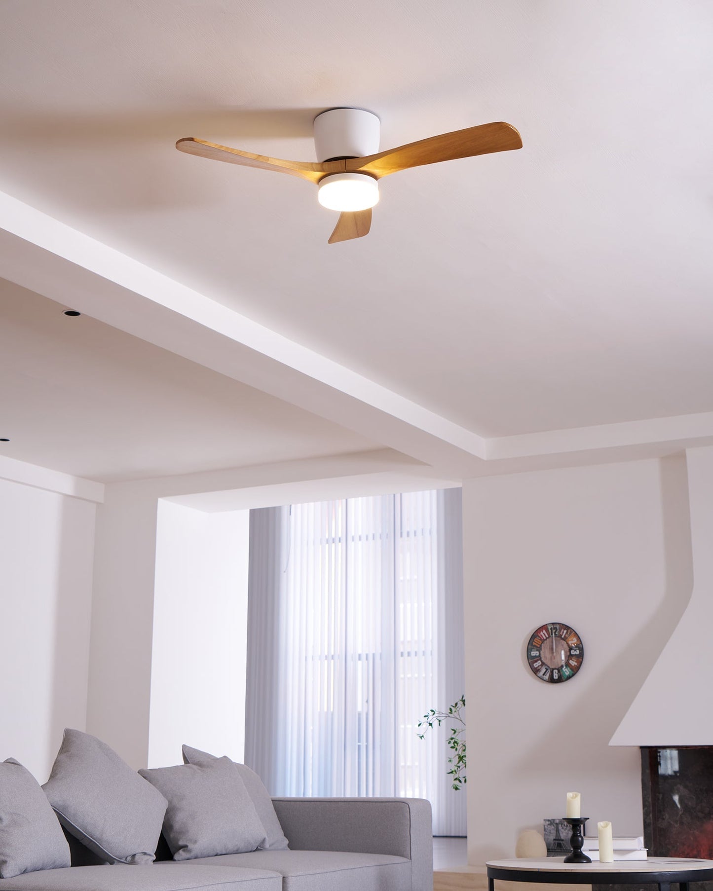 Wood Blade Ceiling Fan Ceiling Light With Remote Control
