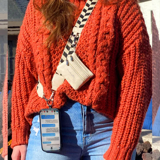 Clip & Go Strap With Zippered Pouch Chevron