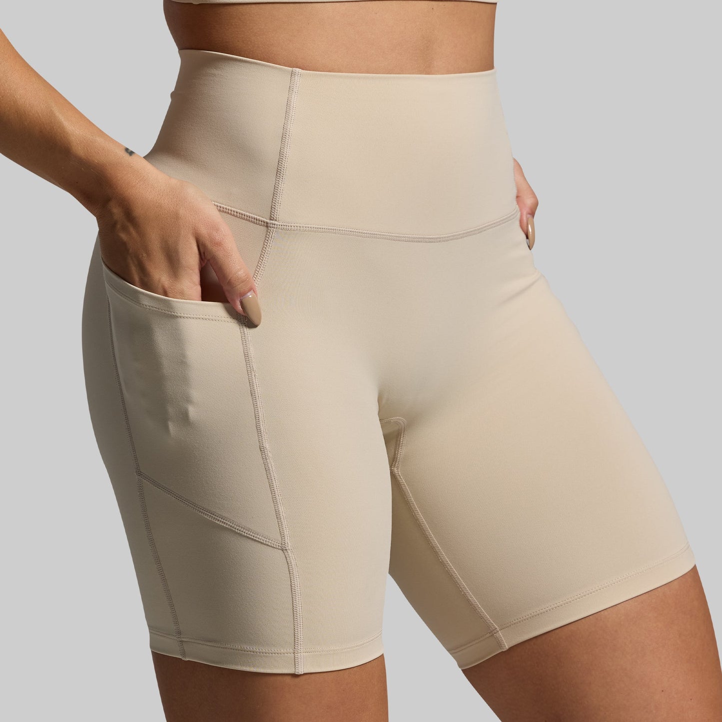Tempo Biker Short (Oatmeal)