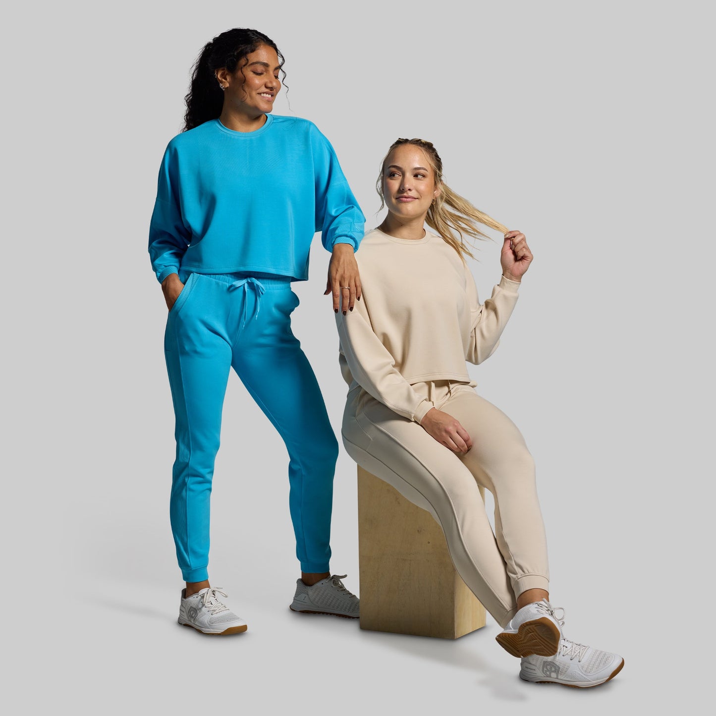 Women's Lounge Lux Jogger (Oatmeal)