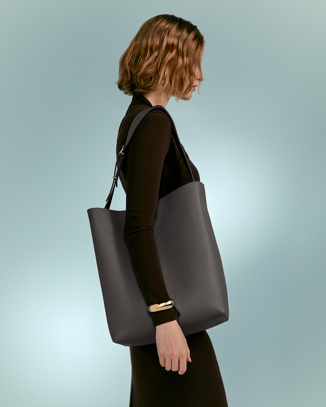 Oversized Linea Bag