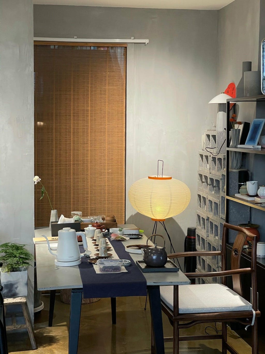 Rice Paper Floor Lamp With Tripod Stand