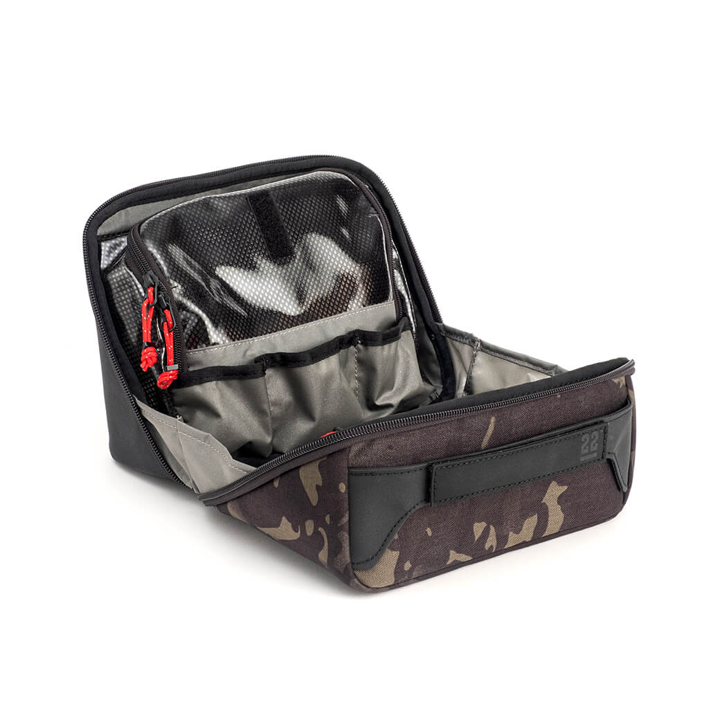 TORTOISE TOILETRY BAG CORDURA® MULTICAM®