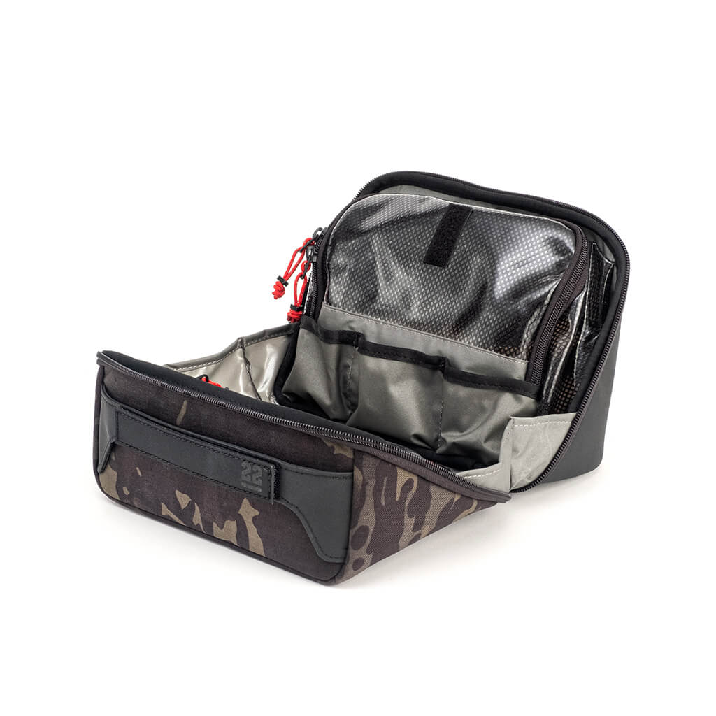 TORTOISE TOILETRY BAG CORDURA® MULTICAM®