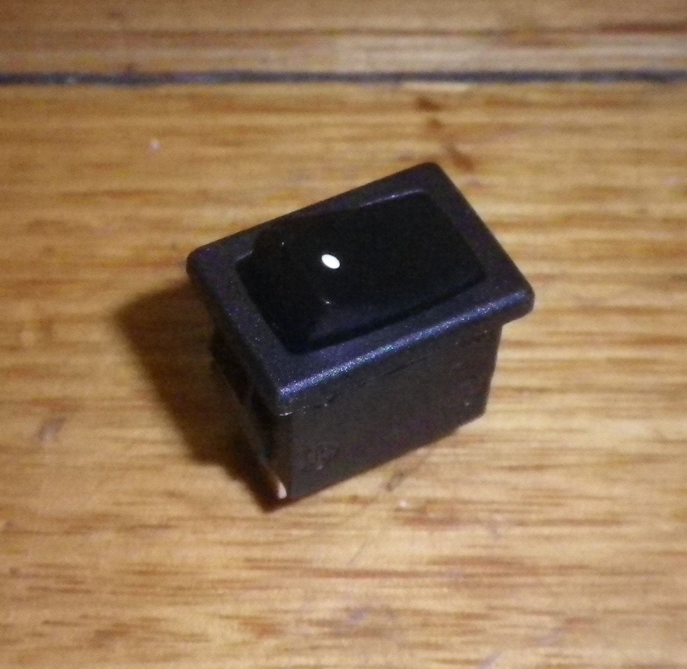 General Purpose Small SPDT Rocker Switch - Part # SW215