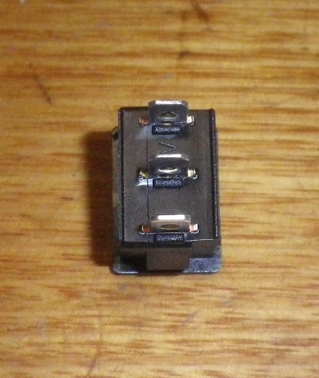General Purpose Small SPDT Rocker Switch - Part # SW215