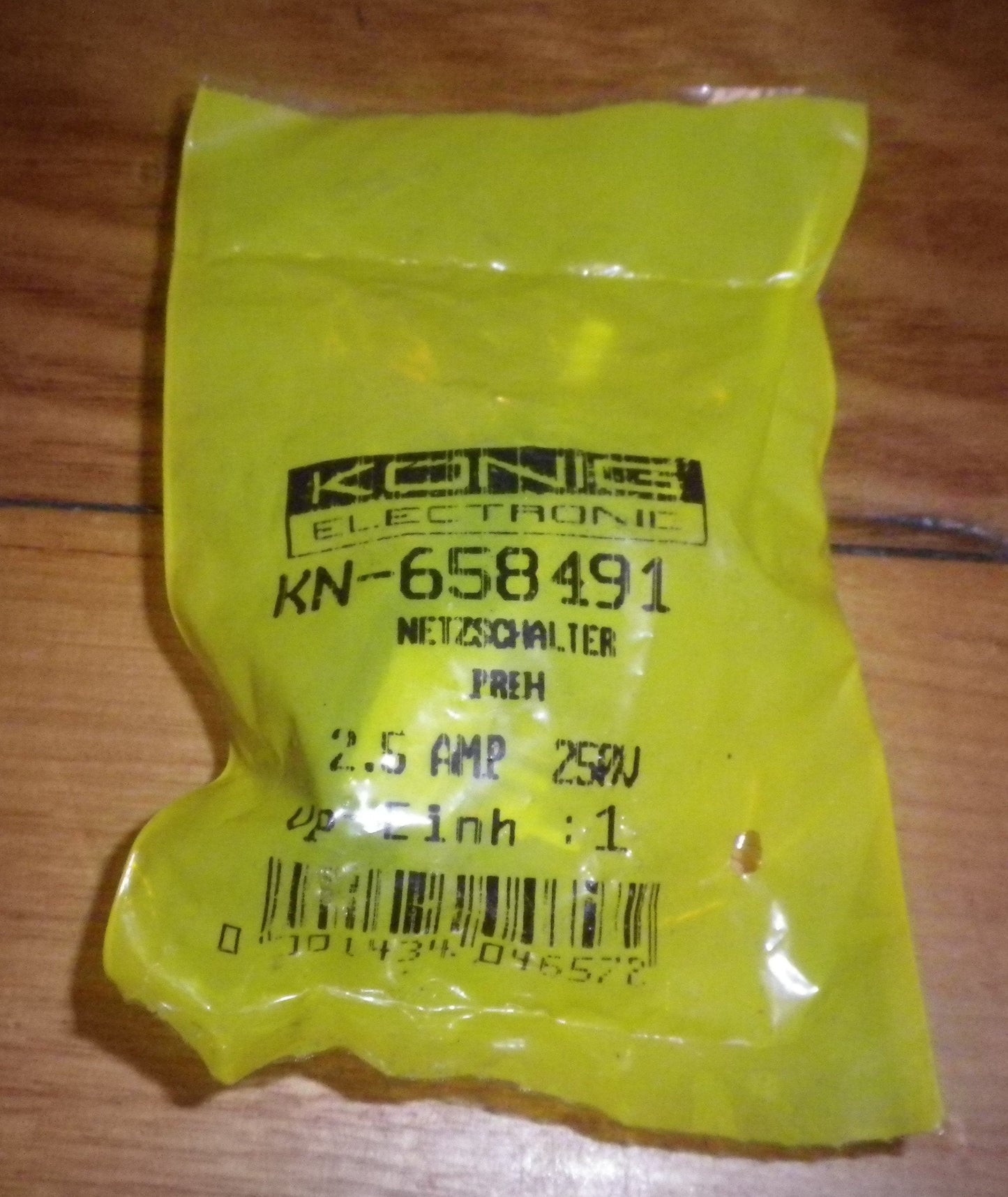 Konig Television Pushbutton On/Off Switch with Remote Contacts - Part # SWP532