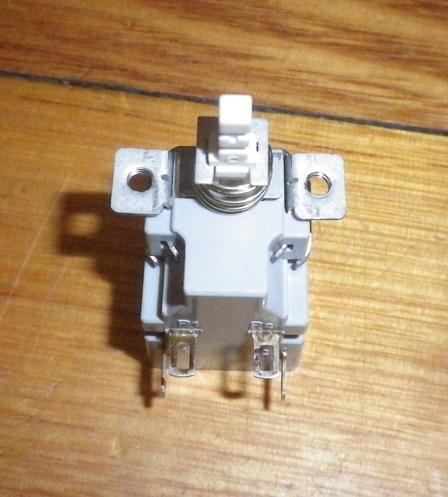 Sony/JVC Television Pushbutton On/Off Switch - Part # SWP655