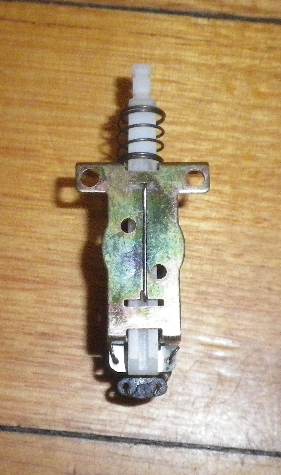 Philips K9. K11 Television Pushbutton On/Off Switch - Part # SWP658