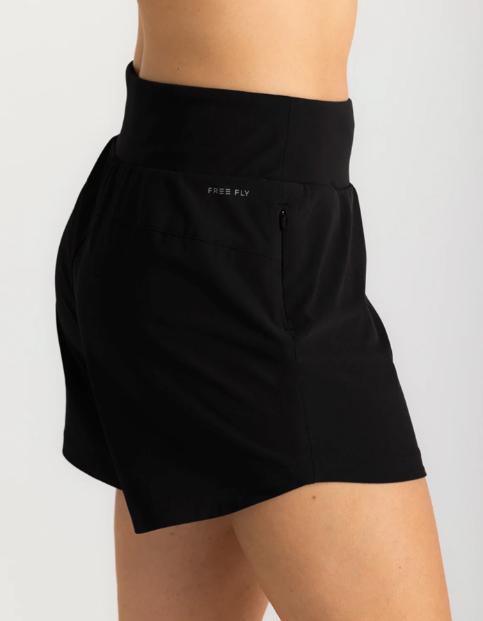 Free Fly Women's Bamboo-Lined Active Breeze Short 5"