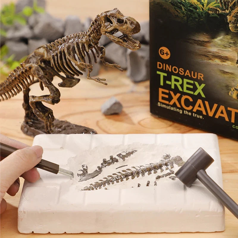 Jurassic World Dinosaur Excavation Kit - STEM Fossil Digging Toy for Kids