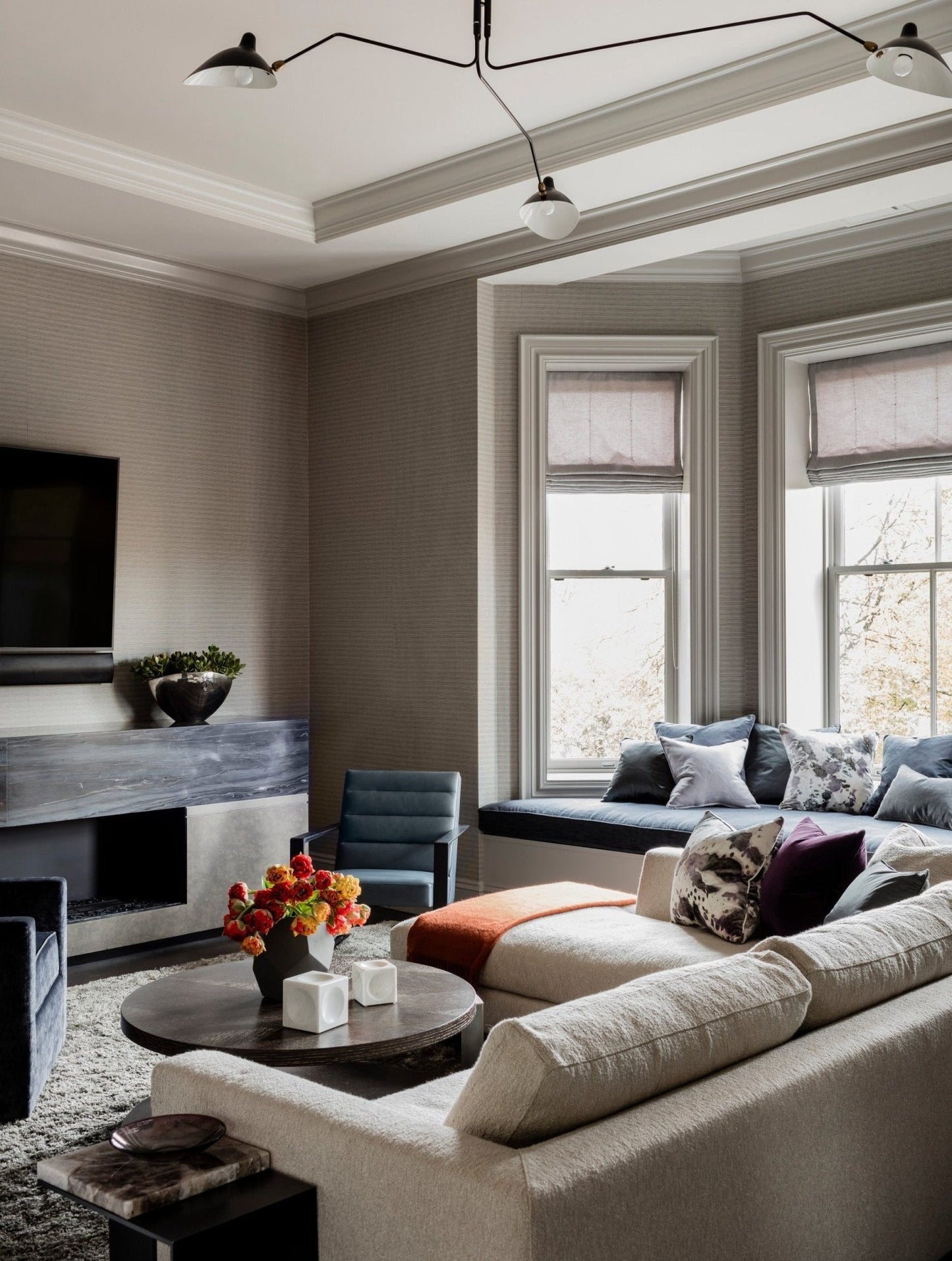 3-Arm Ceiling Light With Pivot Shades