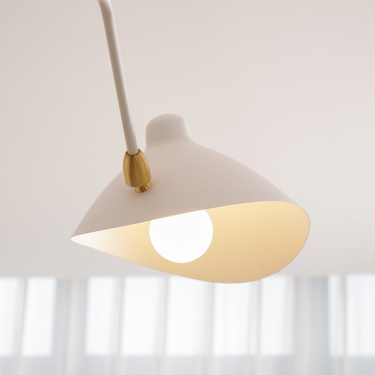 3-Arm Ceiling Light With Pivot Shades