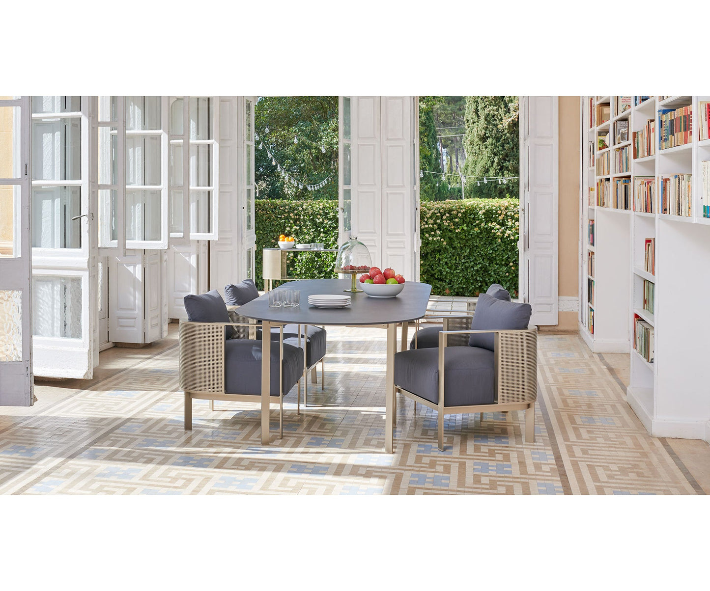 Solanas Oval Dining Table