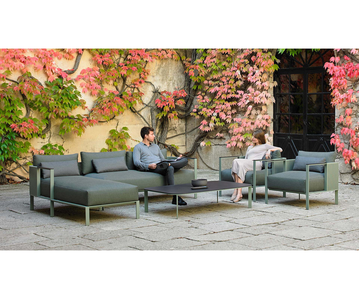 Solanas Lounge Chair