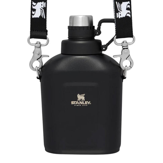 Stanley Legend Classic Canteen 1.1 Qt / 1.0 L Matte Black