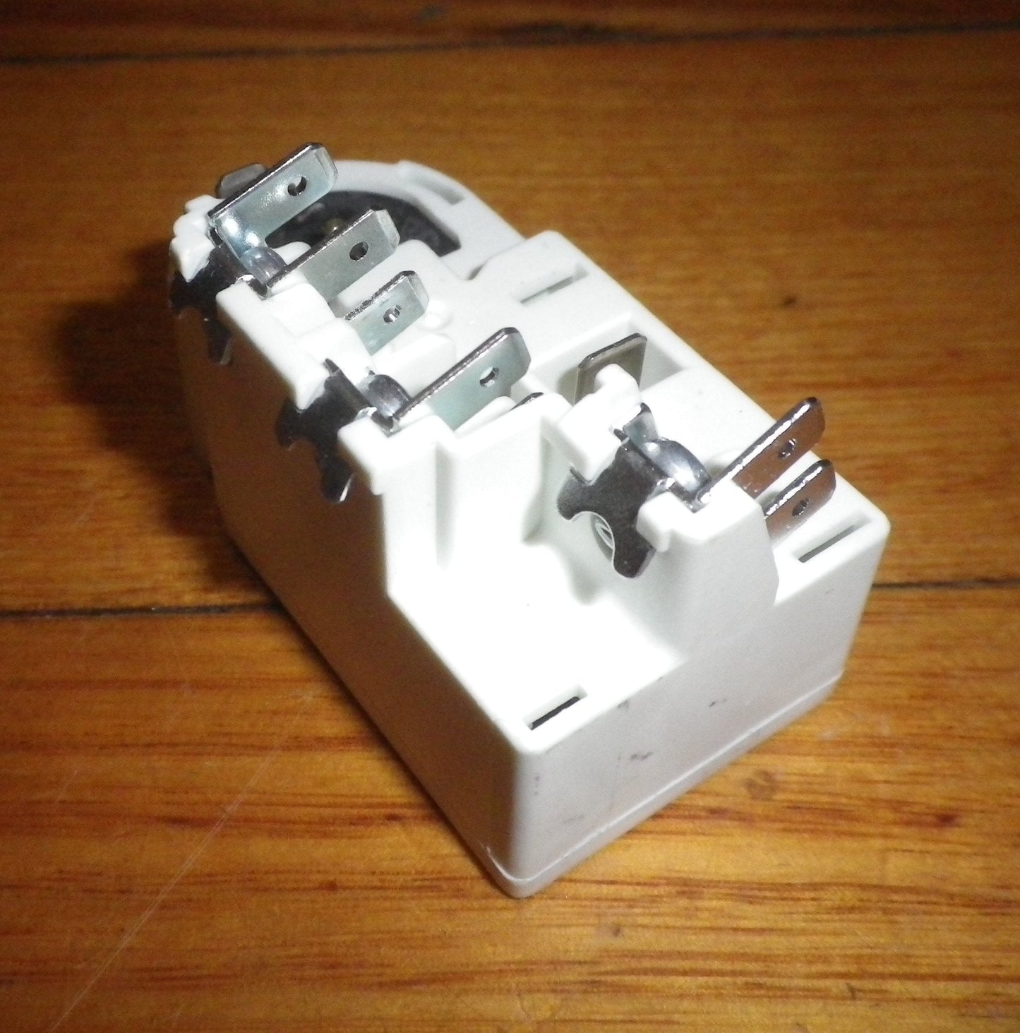 Hisense, Haier Fridge / Freezer Compressor PTC Start Relay / Overload - Part # TY-QZ-108