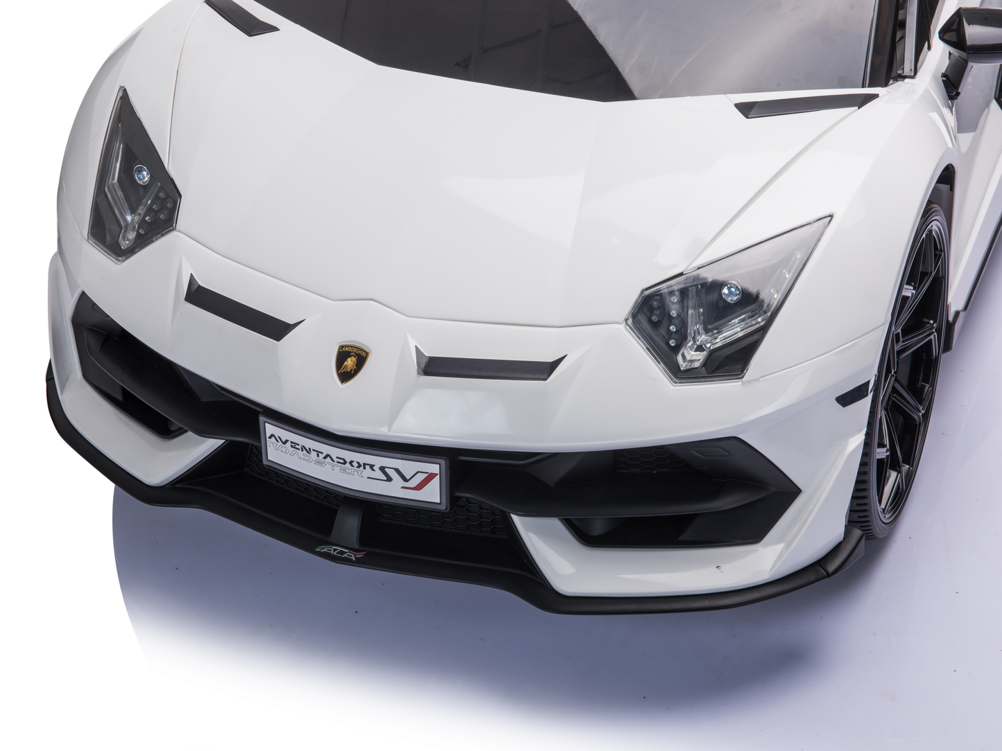 Magic Cars 2 Seater Lamborghini Aventador RC Ride On Car For Children Wireless Parental Control