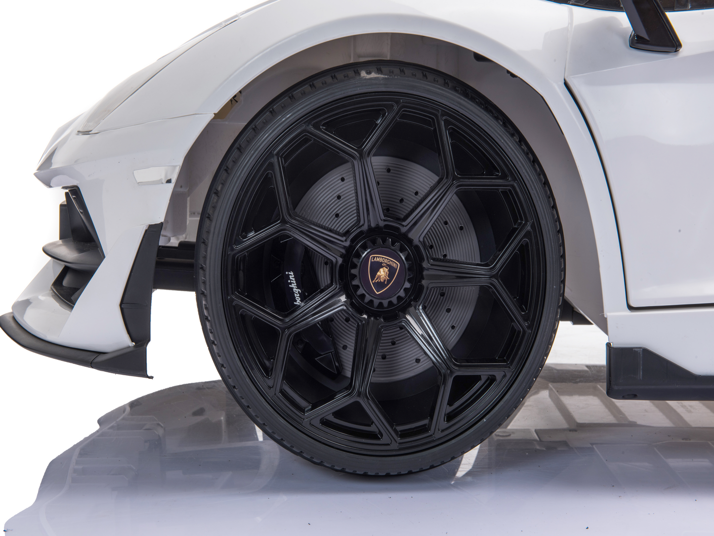 Magic Cars 2 Seater Lamborghini Aventador RC Ride On Car For Children Wireless Parental Control