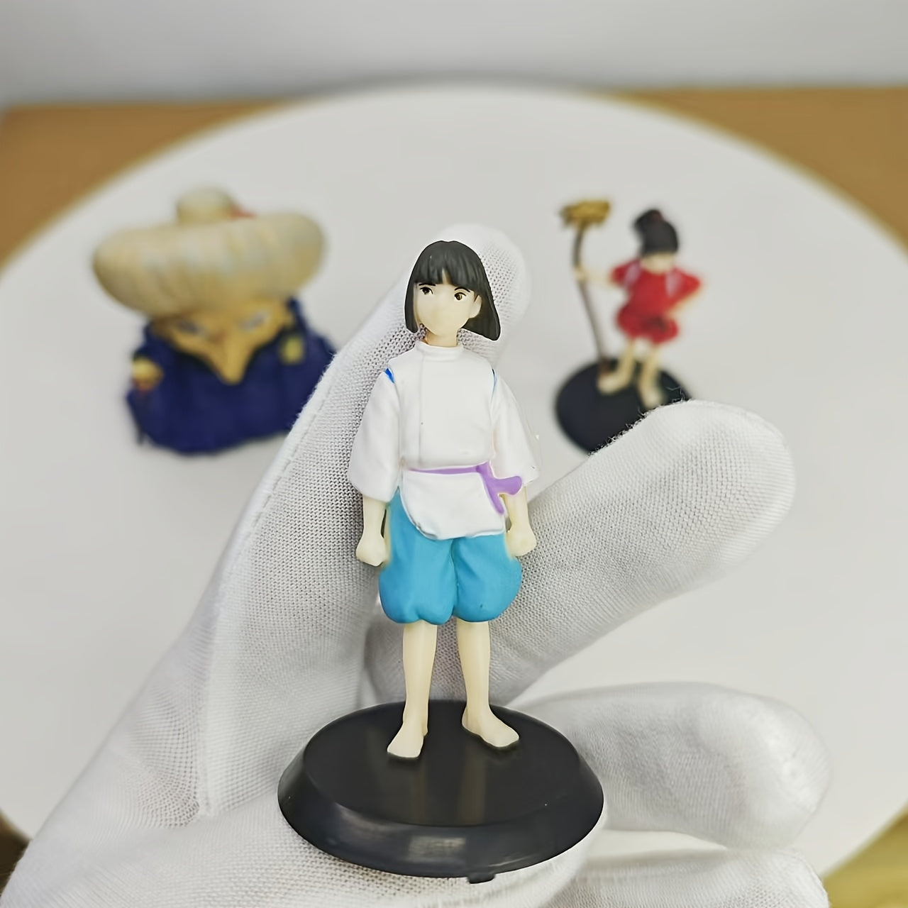 A Set of Three Classic Anime Figurines in a Bag - DYV9