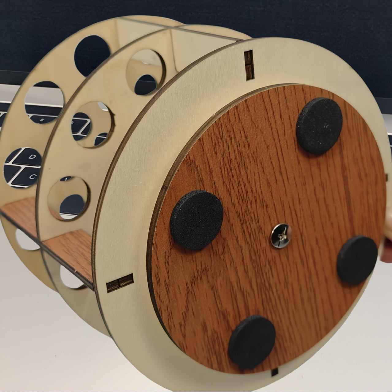 Rotating Circular Multifunctional Art Pen Holder - DN2J