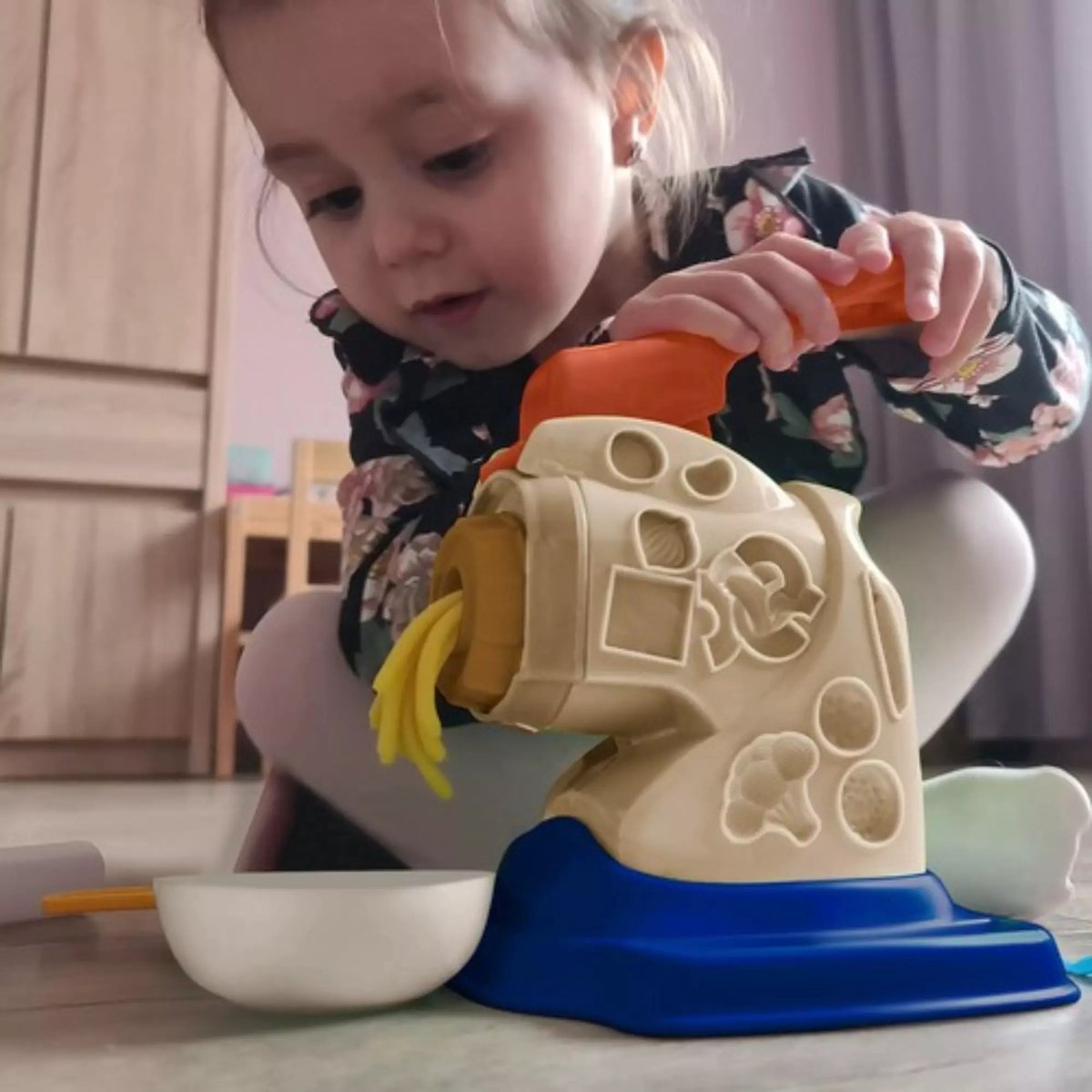 Kruzzel Grote Pasta Extruder Boetseerklei Set - Stimuleer Creativiteit bij Kinderen