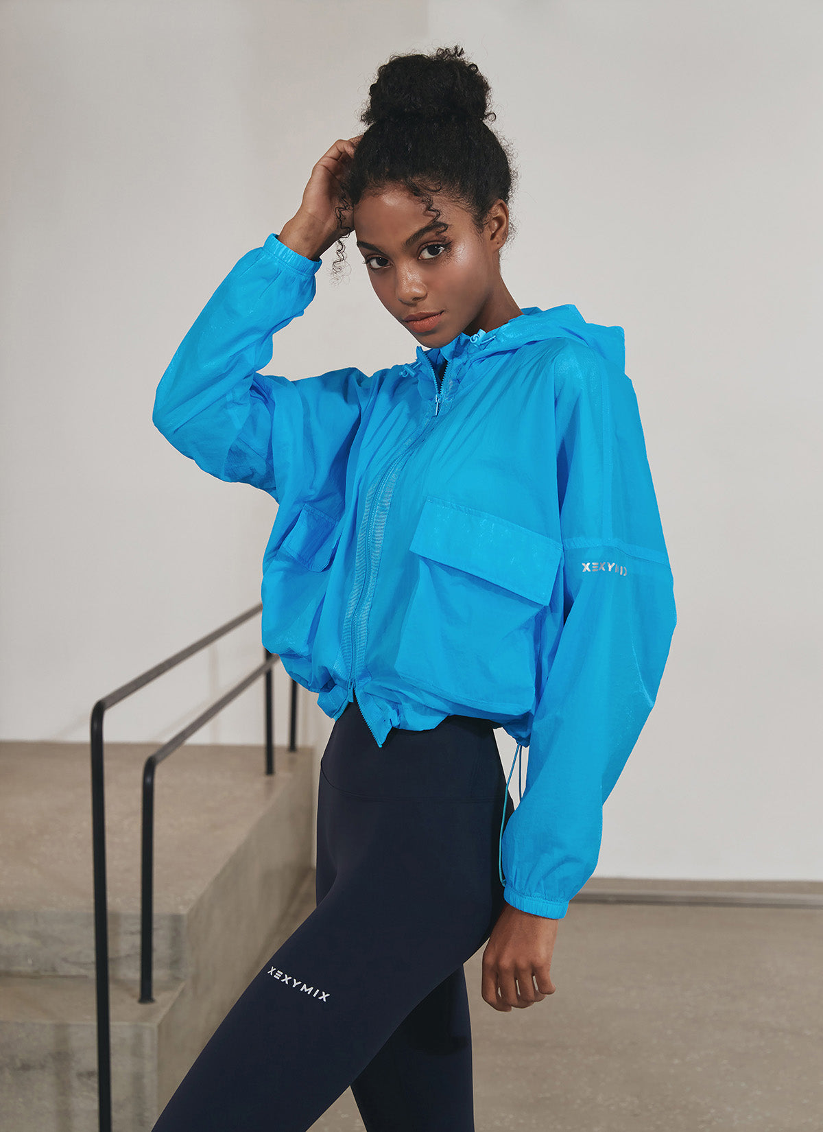 Crop Hood 2-Way Windbreaker