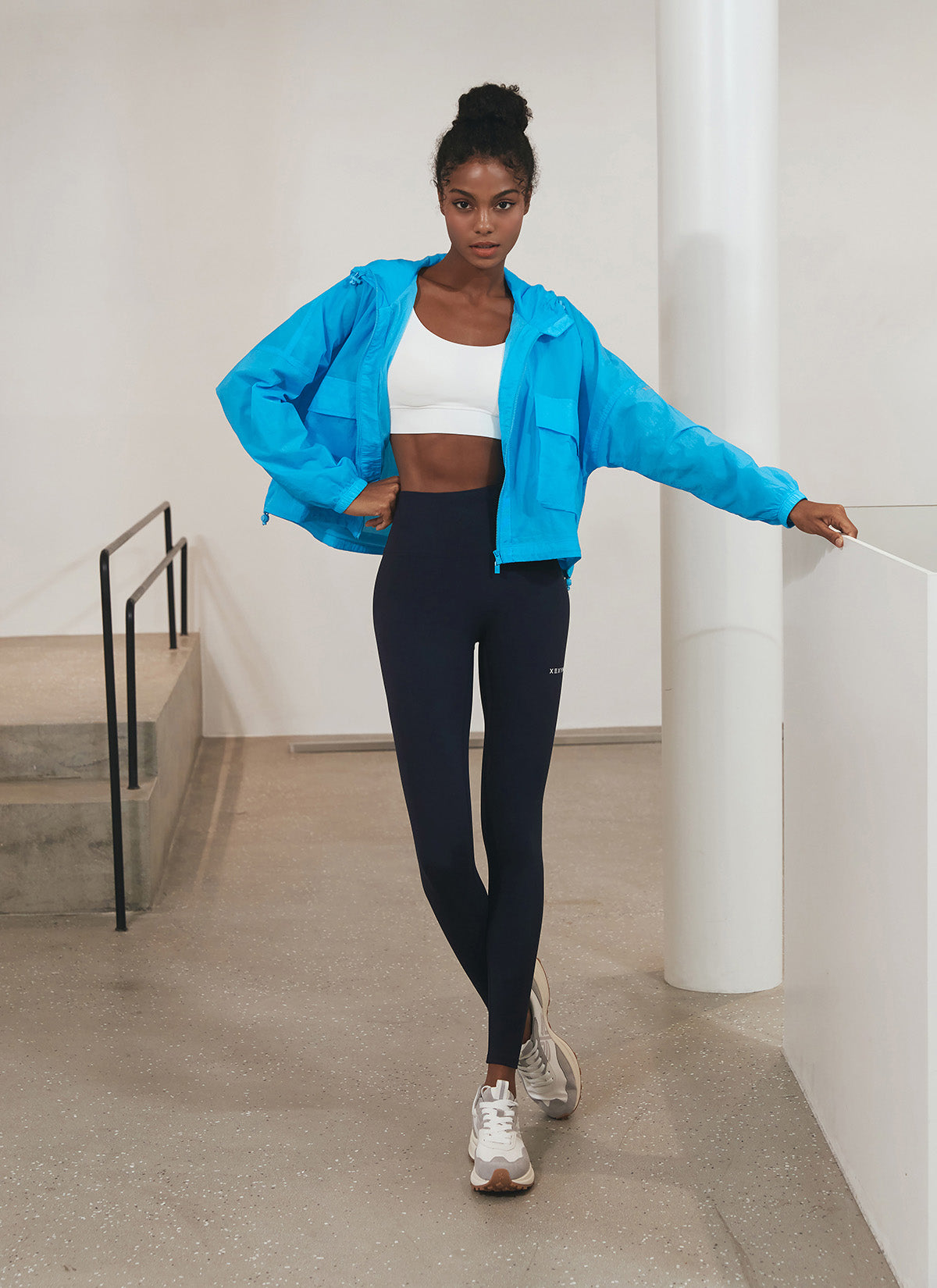 Crop Hood 2-Way Windbreaker