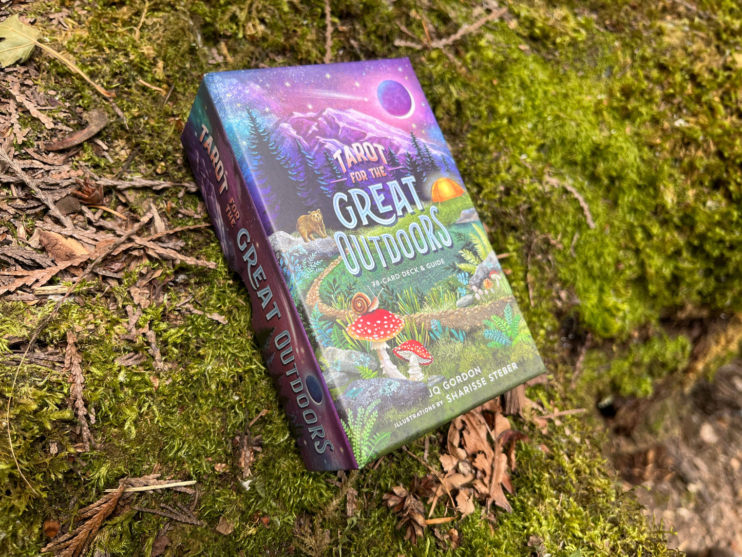 Mountaineers Books - Tarot for the Great Outdoors: 78 Card Deck & Guidebook