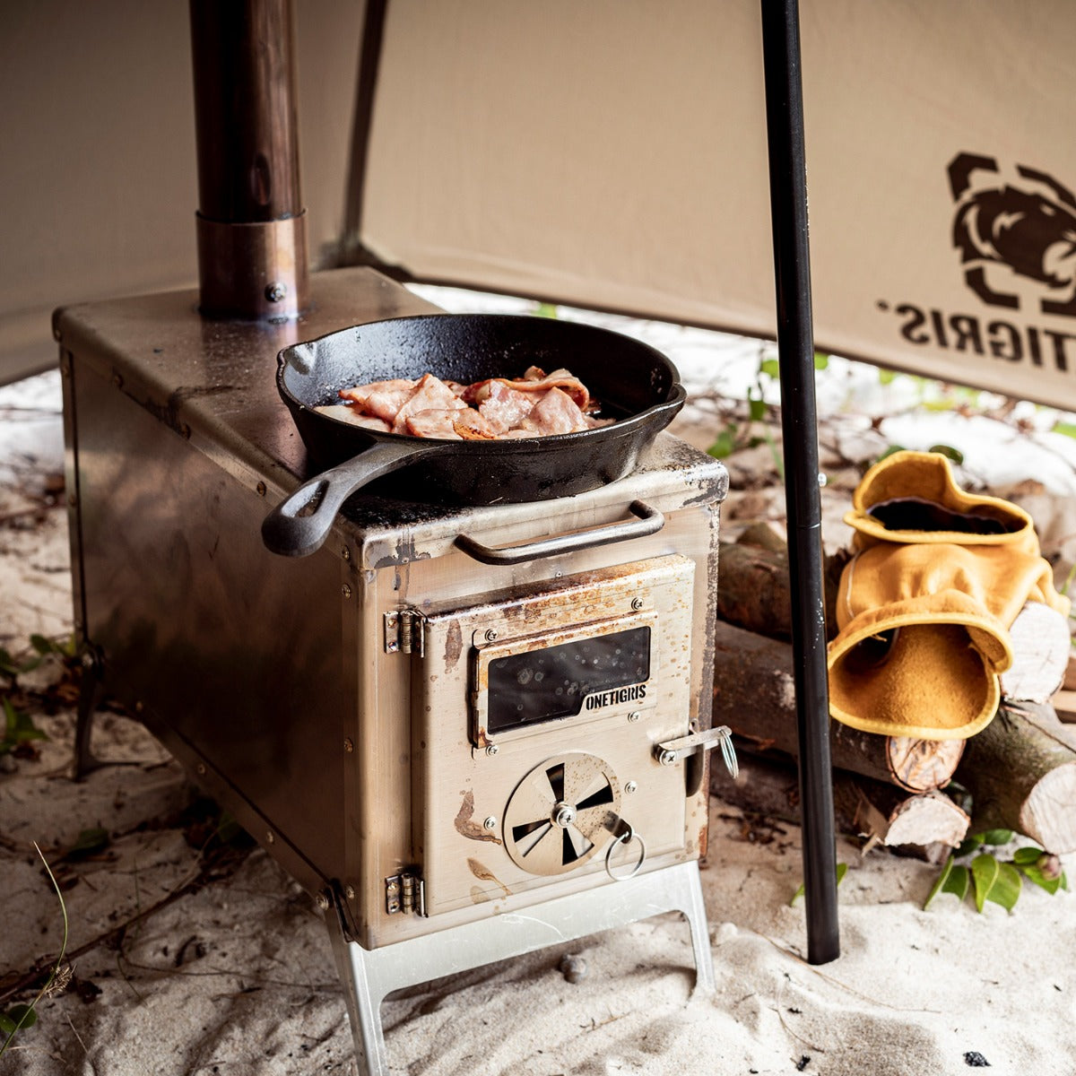 TIGER ROAR Tent Stove