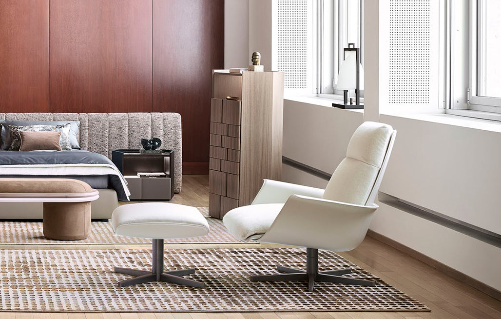 CLORI SWIVEL ARMCHIR