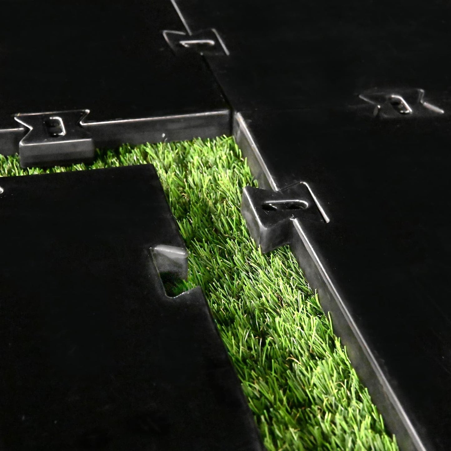 Carl's Place HotShot™ Golf Mat Base