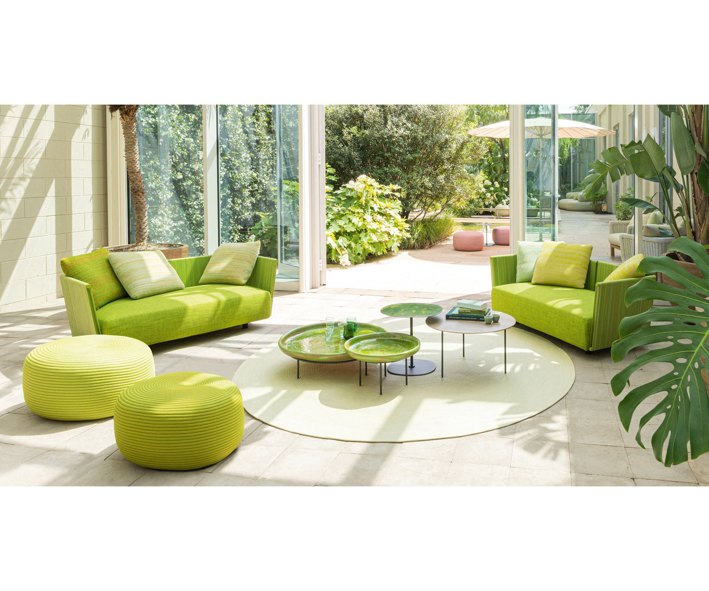 Elio Outdoor Coffee Table