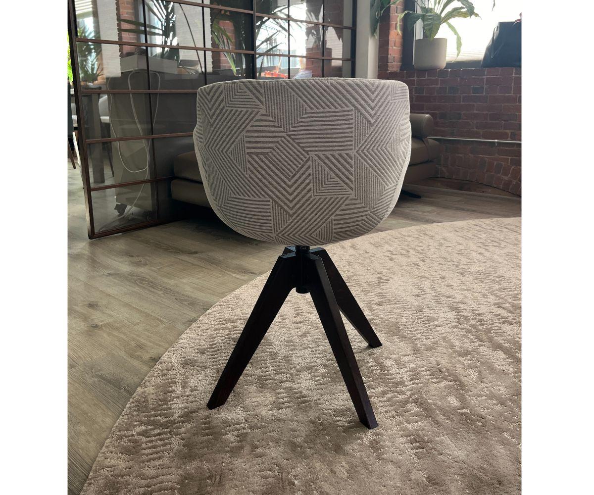 Floor Sample Flow 4-Legged Swivel Armchair (Set of 2)