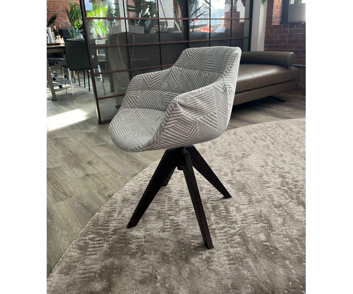 Floor Sample Flow 4-Legged Swivel Armchair (Set of 2)