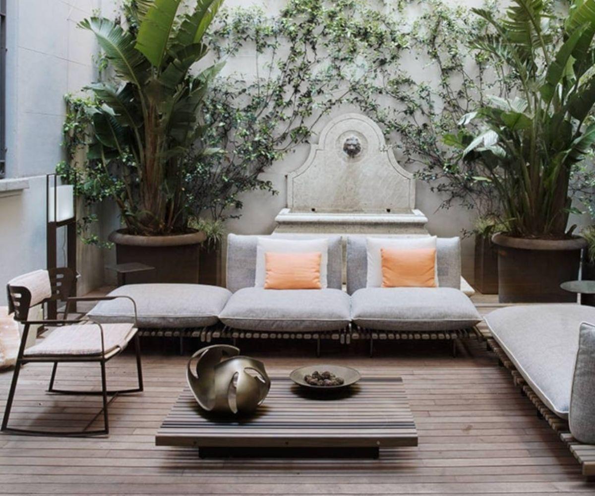 Floor Sample Gea Outdoor Floor Lamp