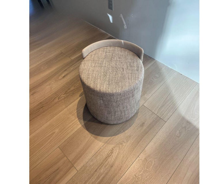 Floor Sample Gelly Pouf