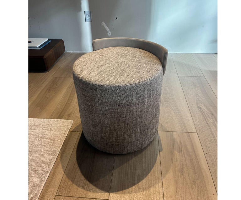 Floor Sample Gelly Pouf