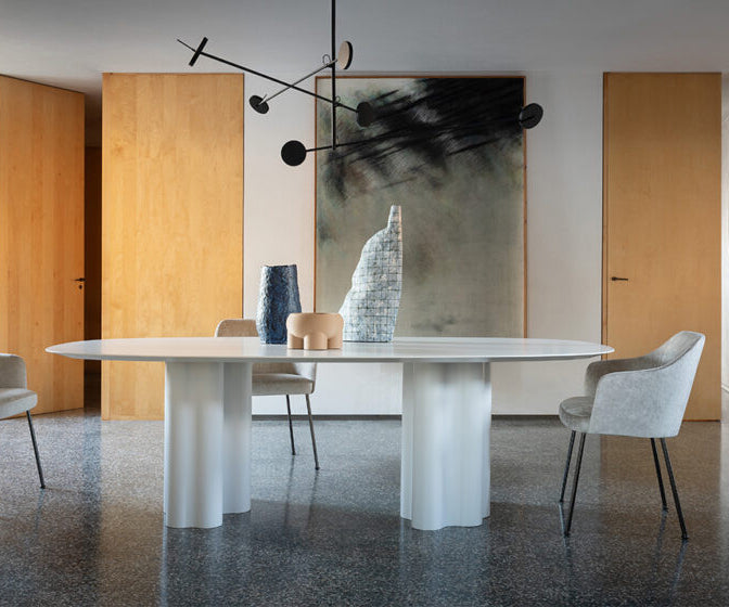 Floor Sample Teatro Magico Dining Table