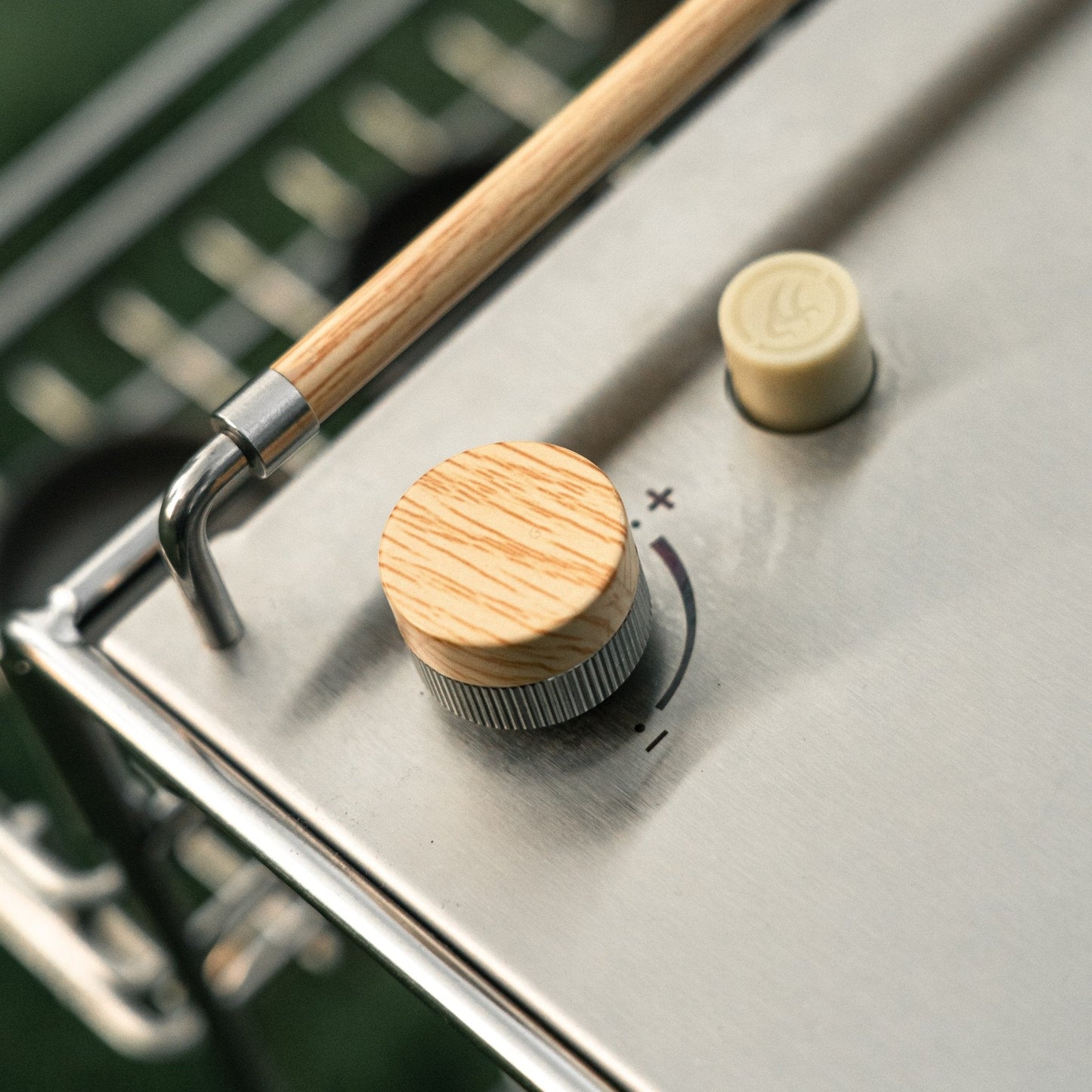 GeoHeat Desktop Folding Remote Gas Stove