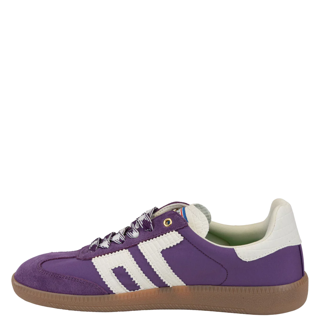 Back 70 Ghost Sneaker