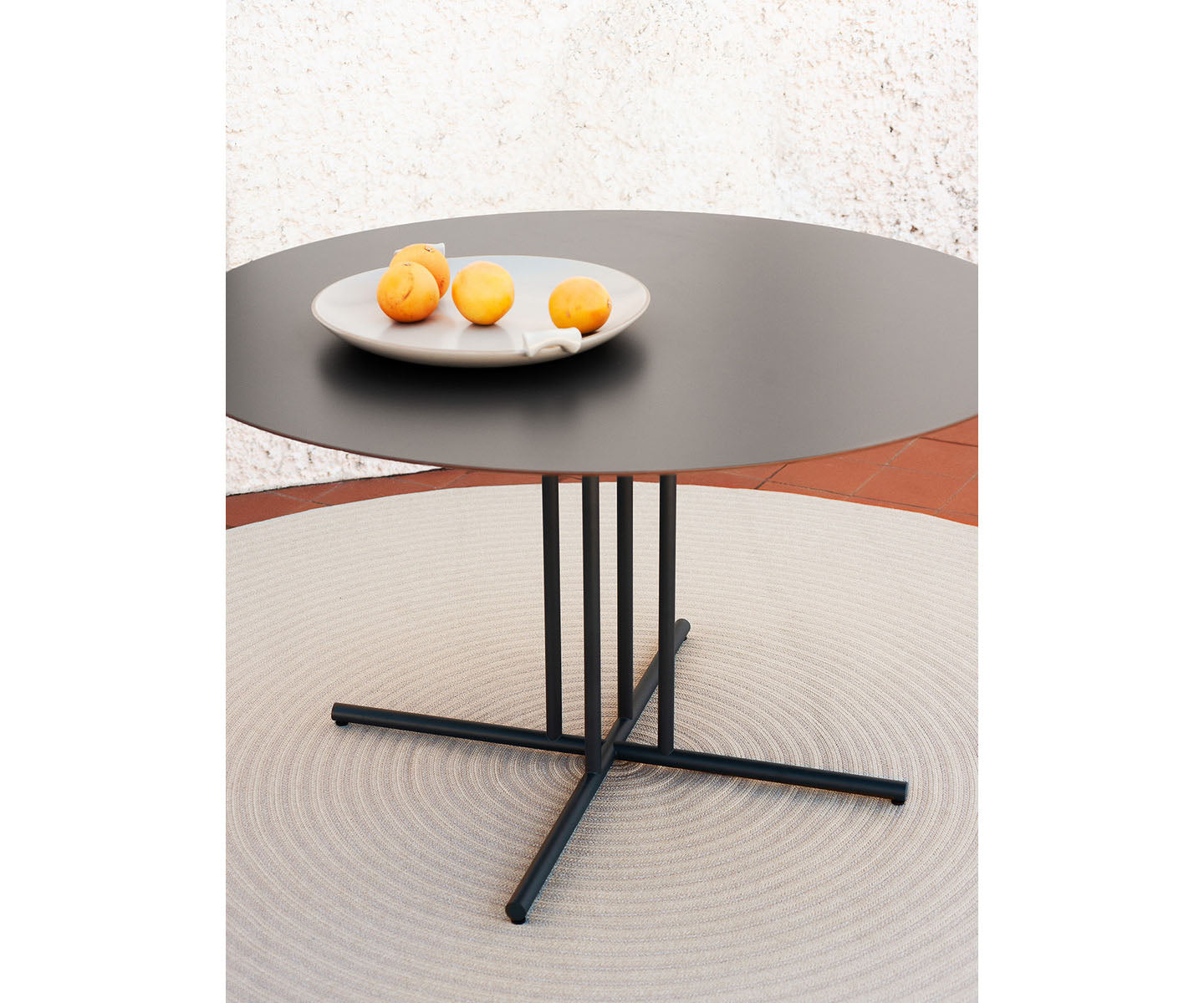 Graphic Outdoor Round Dining Table