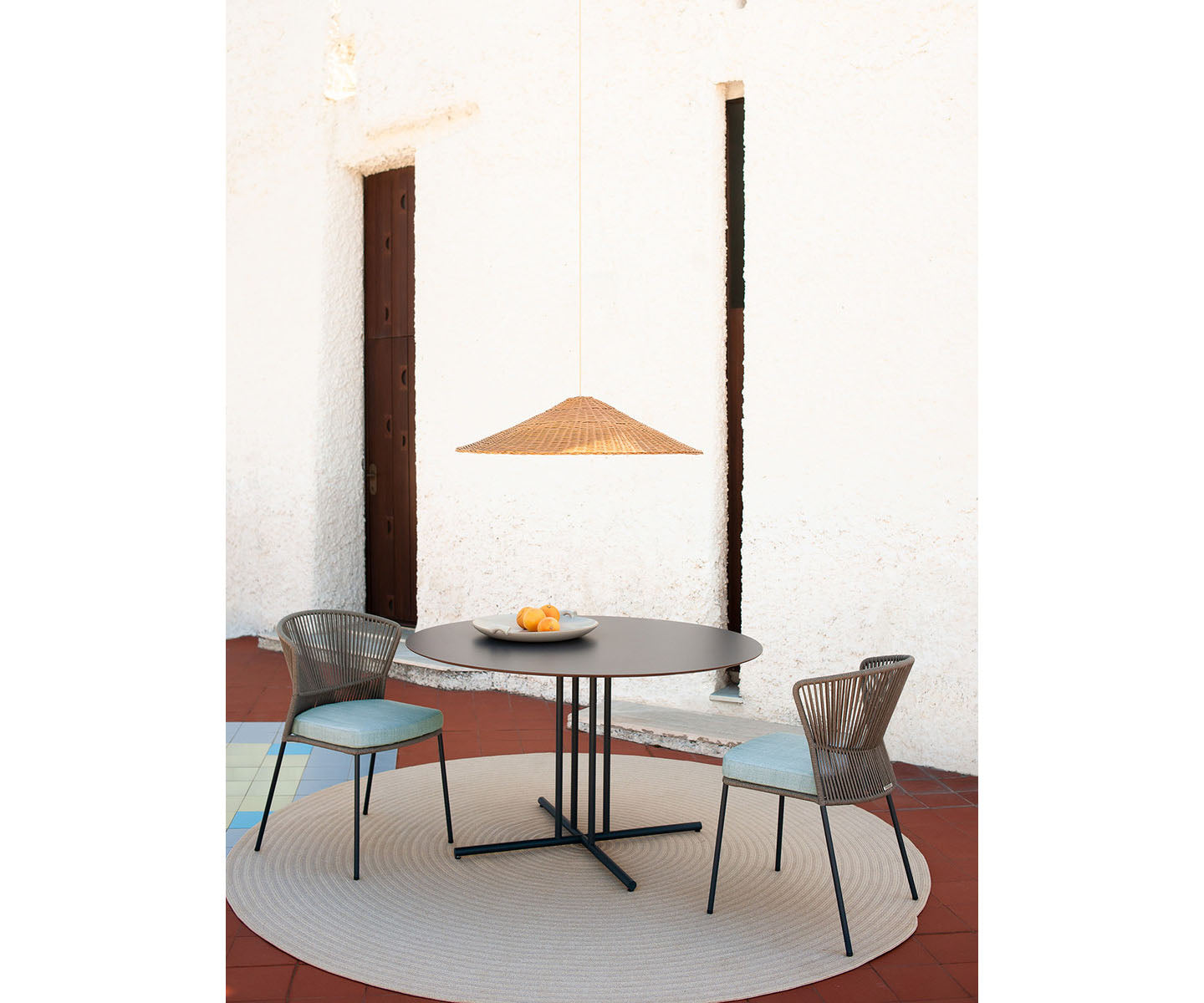 Graphic Outdoor Round Dining Table